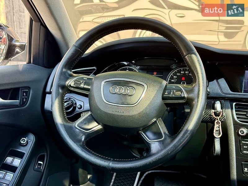 Седан Audi A4 2012 в Харкові