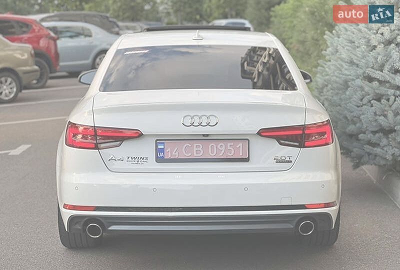 Седан Audi A4 2016 в Львове