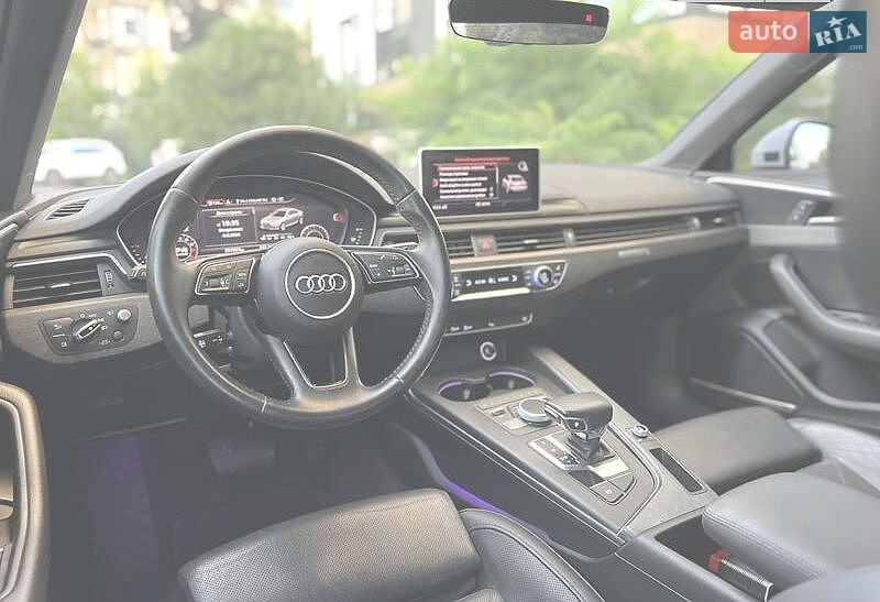 Седан Audi A4 2016 в Львове