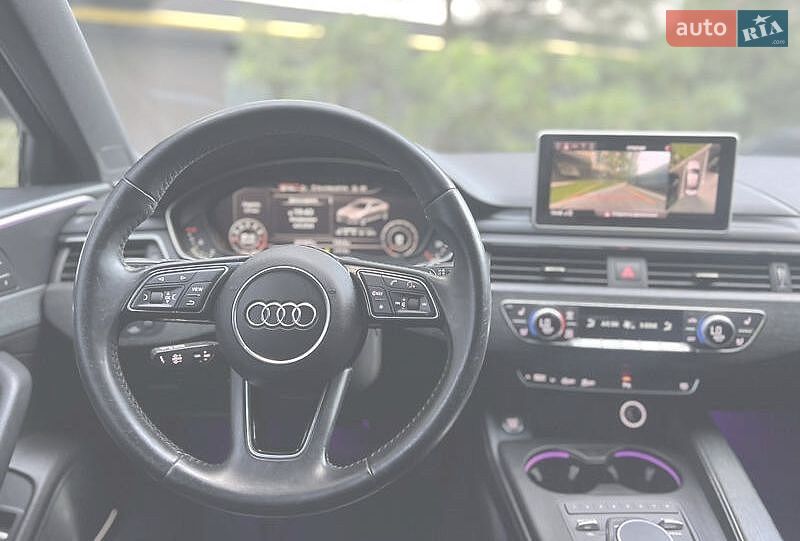 Седан Audi A4 2016 в Львове