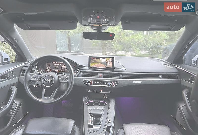 Седан Audi A4 2016 в Львове