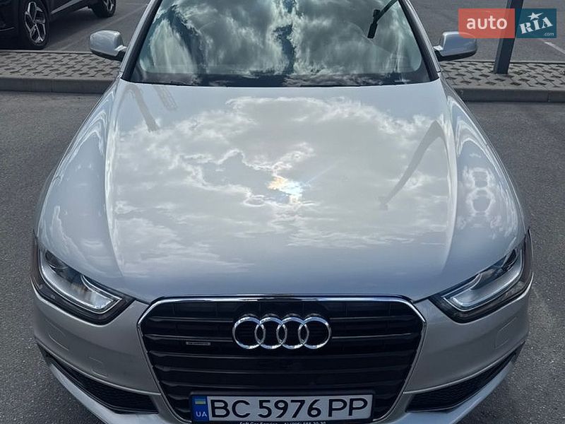 Седан Audi A4 2014 в Києві
