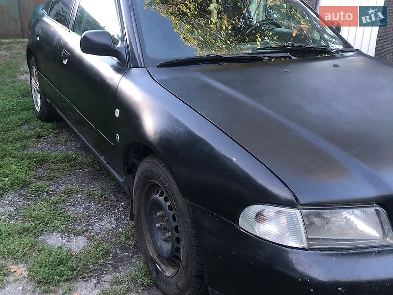 Седан Audi A4 1994 в Богданівці