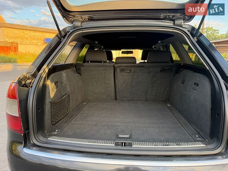 Универсал Audi A4 2004 в Умани