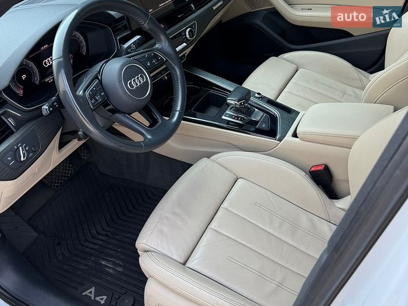 Седан Audi A4 2020 в Луцьку