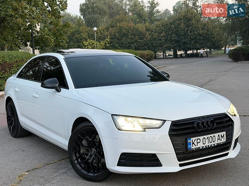 Седан Audi A4 2016 в Запоріжжі