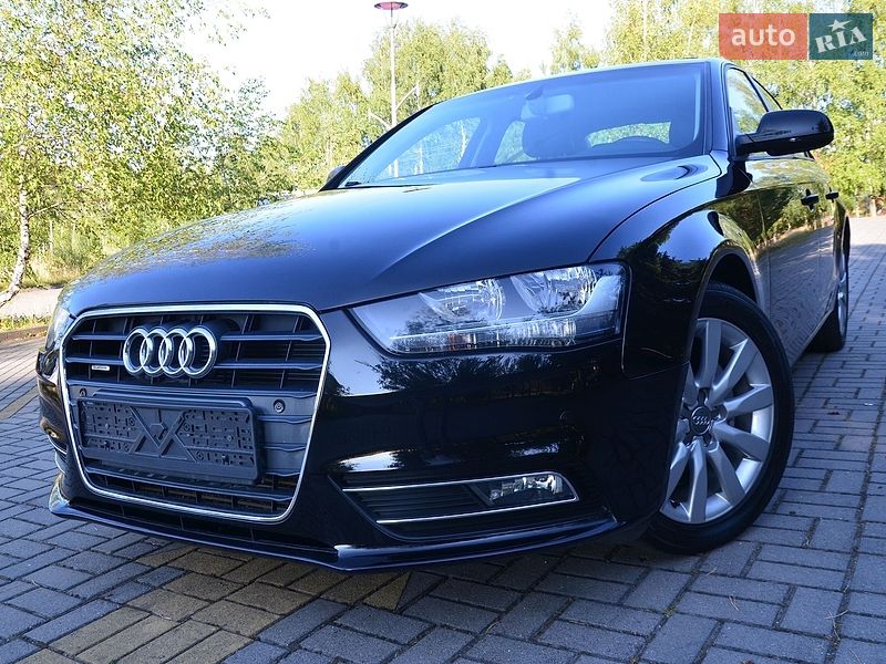 Седан Audi A4 2014 в Дрогобыче
