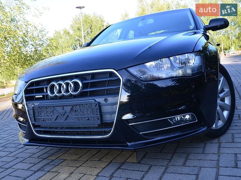 Седан Audi A4 2014 в Дрогобыче
