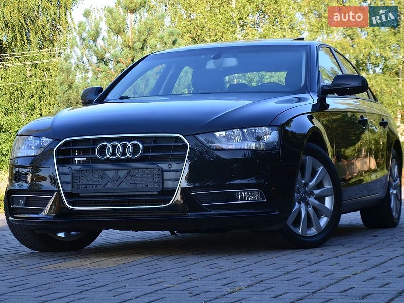 Седан Audi A4 2014 в Дрогобыче
