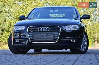 Седан Audi A4 2014 в Дрогобыче