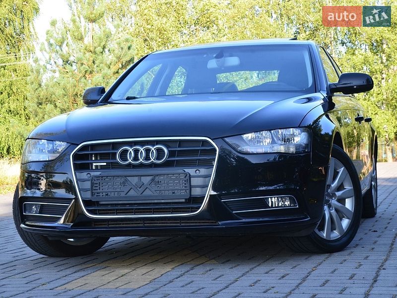 Седан Audi A4 2014 в Дрогобыче