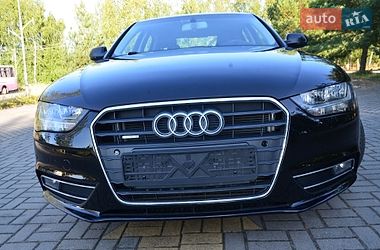 Седан Audi A4 2014 в Дрогобыче