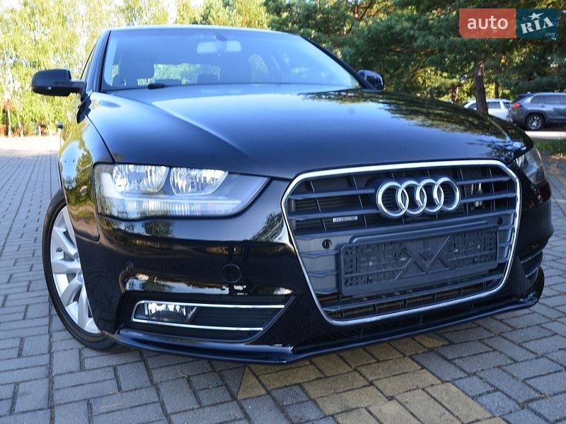 Седан Audi A4 2014 в Дрогобыче