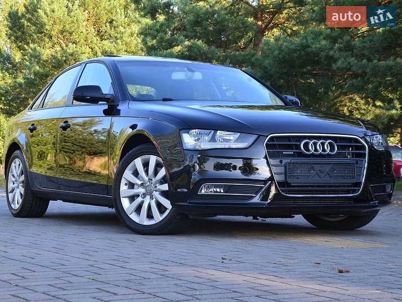 Седан Audi A4 2014 в Дрогобыче