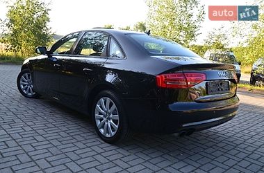 Седан Audi A4 2014 в Дрогобыче