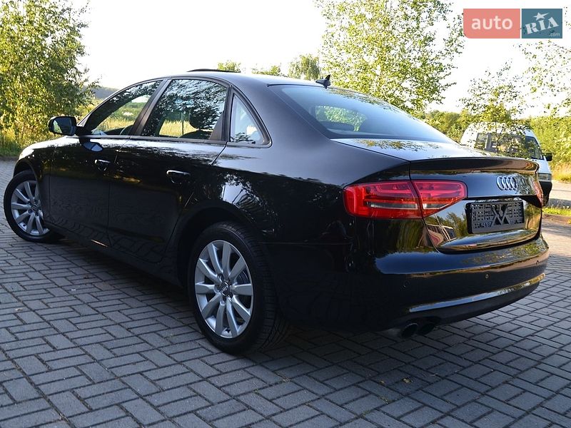 Седан Audi A4 2014 в Дрогобыче