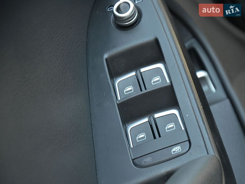Седан Audi A4 2014 в Дрогобыче