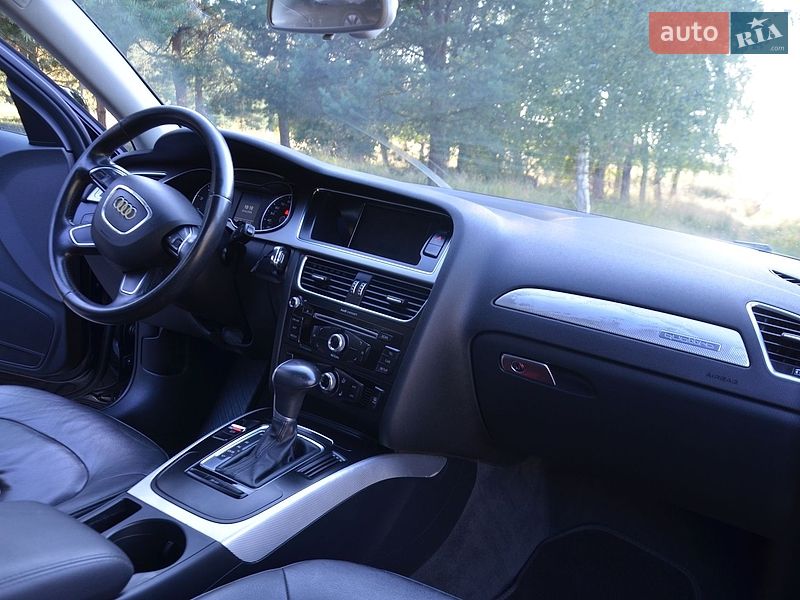 Седан Audi A4 2014 в Дрогобыче