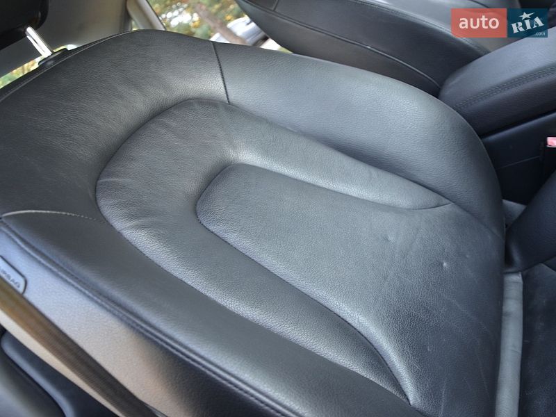 Седан Audi A4 2014 в Дрогобыче