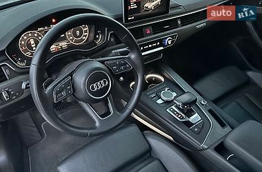 Седан Audi A4 2018 в Киеве