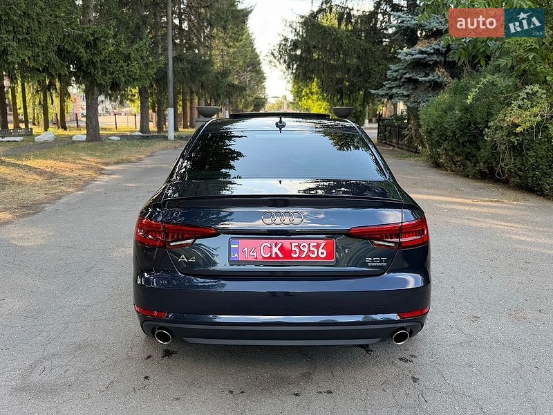 Седан Audi A4 2017 в Умані