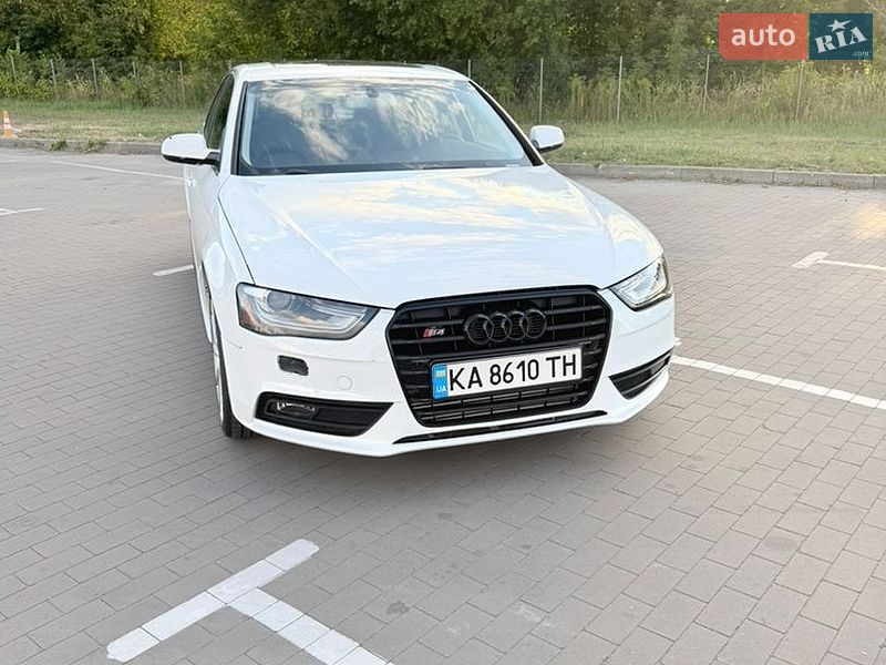Седан Audi A4 2015 в Борисполі