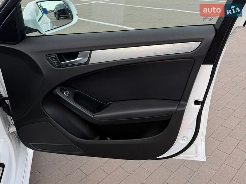 Седан Audi A4 2015 в Борисполі