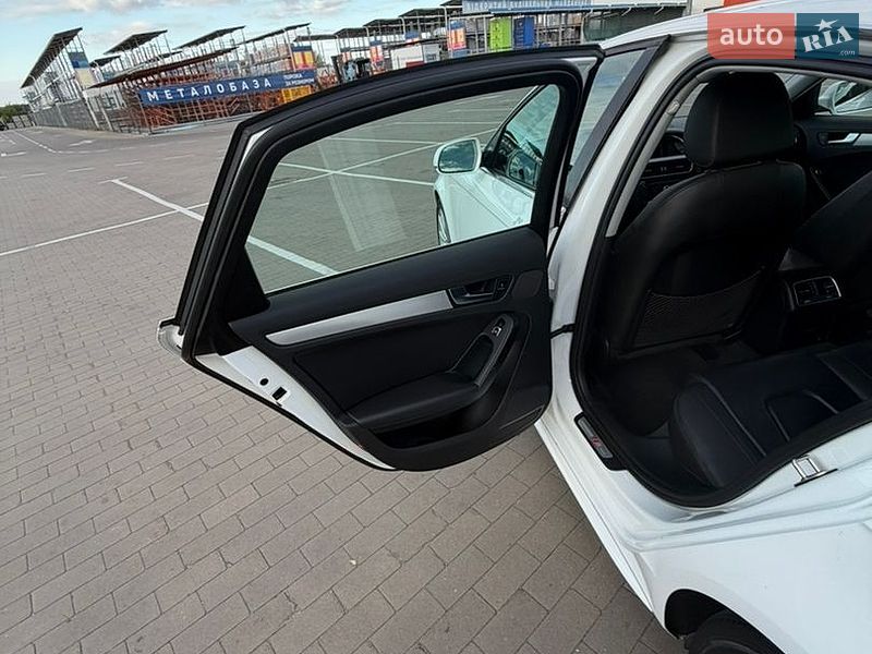 Седан Audi A4 2015 в Борисполі