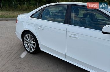 Седан Audi A4 2015 в Борисполі