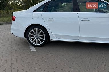 Седан Audi A4 2015 в Борисполі