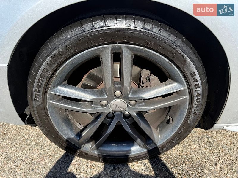 Седан Audi A4 2014 в Киеве фото 10 Седан Audi A4 2014 в Киеве