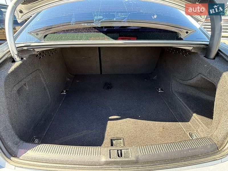 Седан Audi A4 2014 в Киеве фото 27 Седан Audi A4 2014 в Киеве