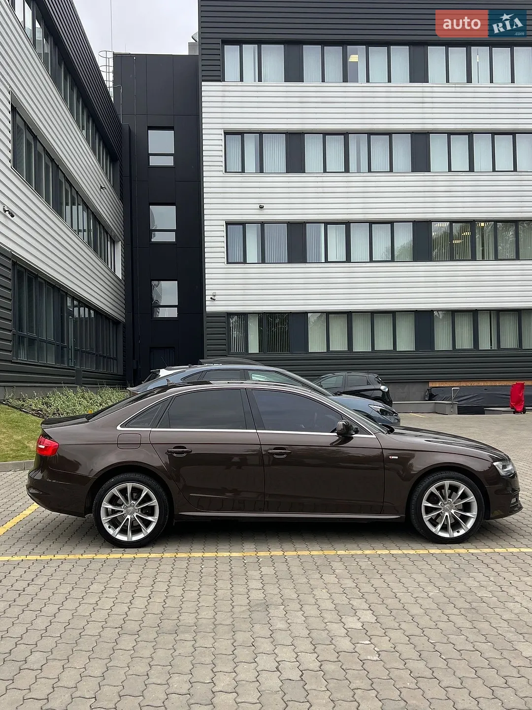2013 Audi A4 - мініатюра 9