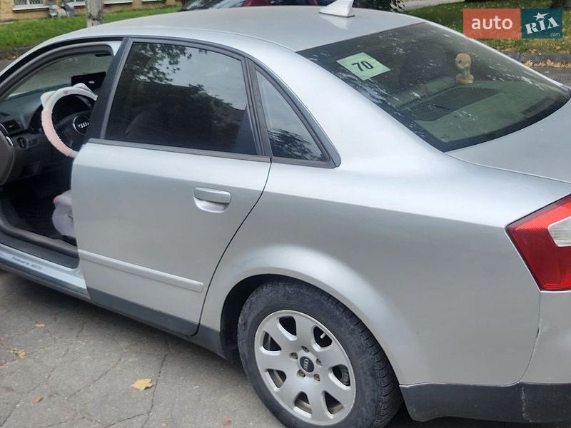 Седан Audi A4 2002 в Хмельницькому