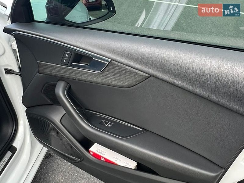 Седан Audi A4 2016 в Києві фото 34 Седан Audi A4 2016 в Києві