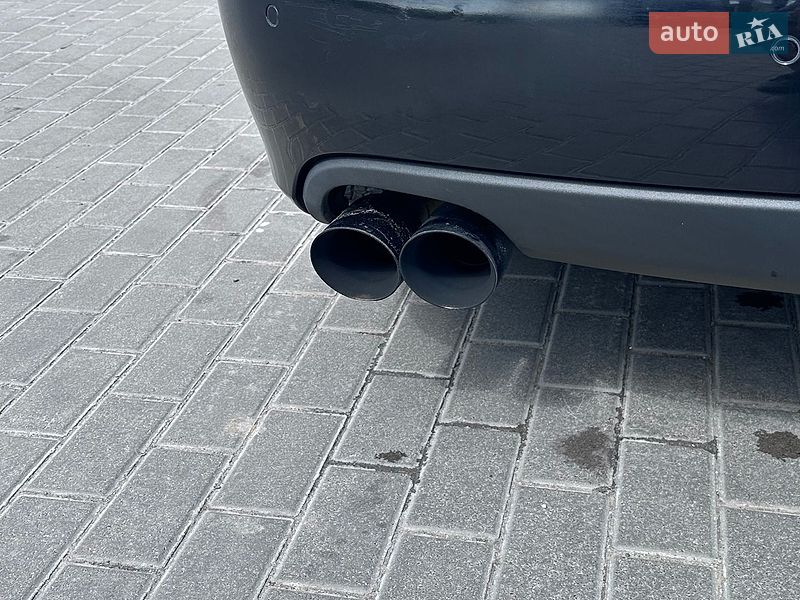 Седан Audi A4 2010 в Золочеве