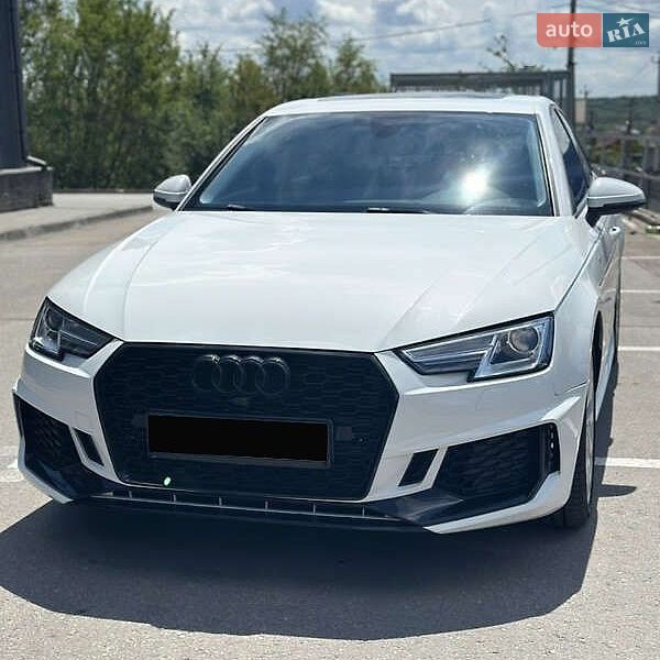 Седан Audi A4 2018 в Киеве