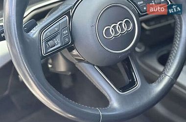 Седан Audi A4 2018 в Киеве