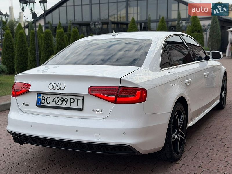 Седан Audi A4 2013 в Львове