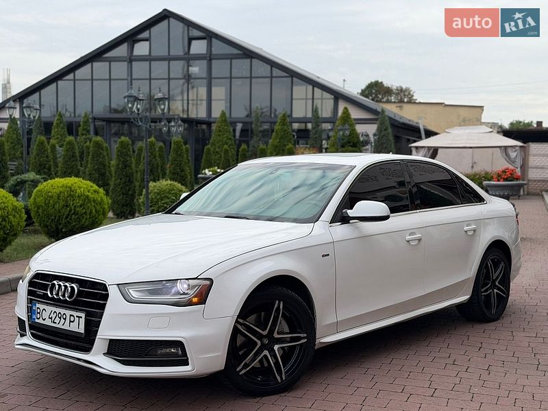 Седан Audi A4 2013 в Львове