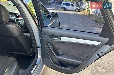 Седан Audi A4 2011 в Києві