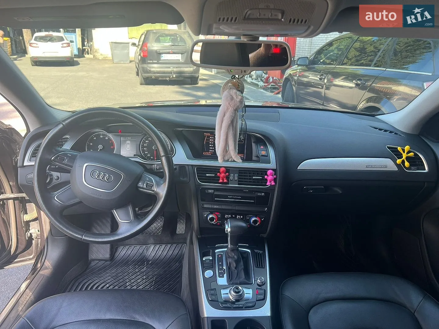 2012 Audi A4 - мініатюра 11