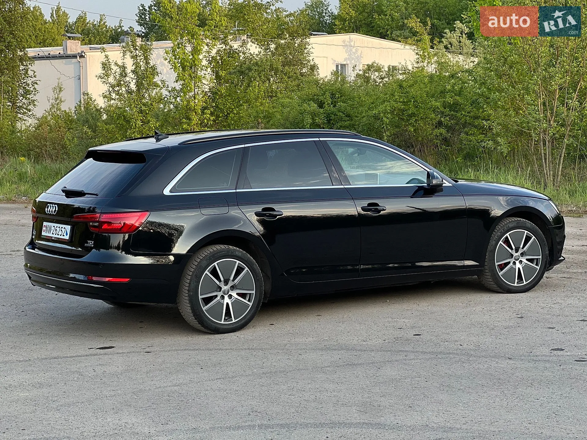 2015 Audi A4 - мініатюра 13