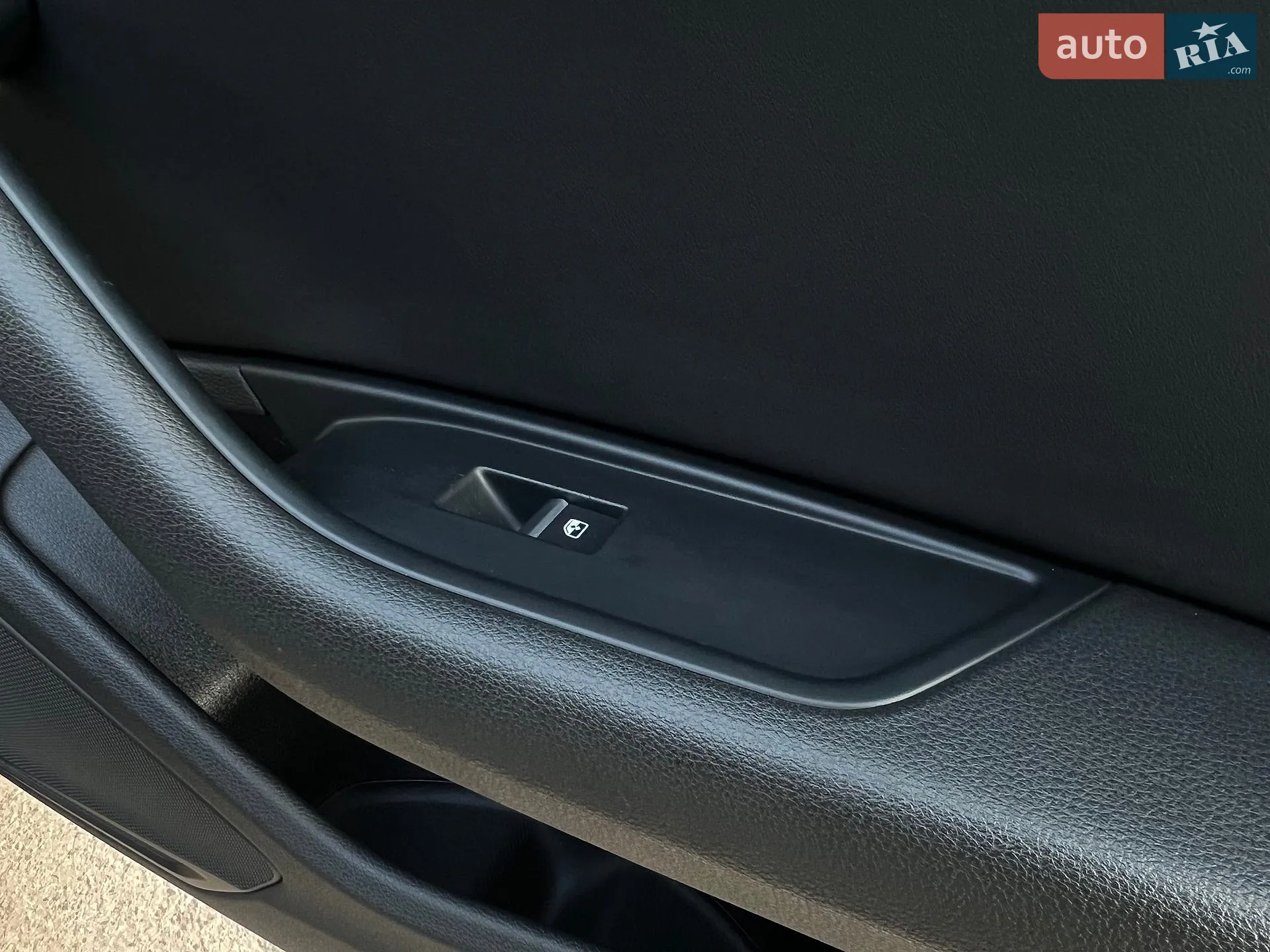 2015 Audi A4 - мініатюра 57