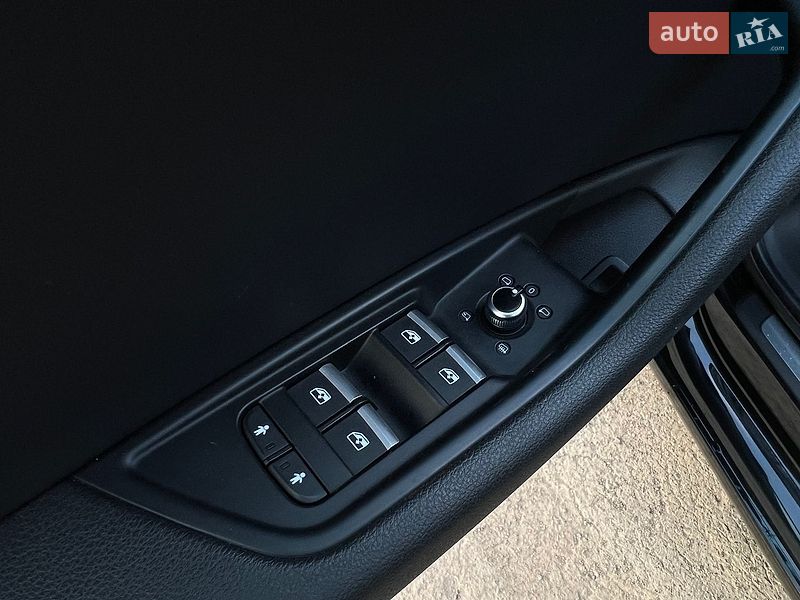 Універсал Audi A4 2015 в Дрогобичі