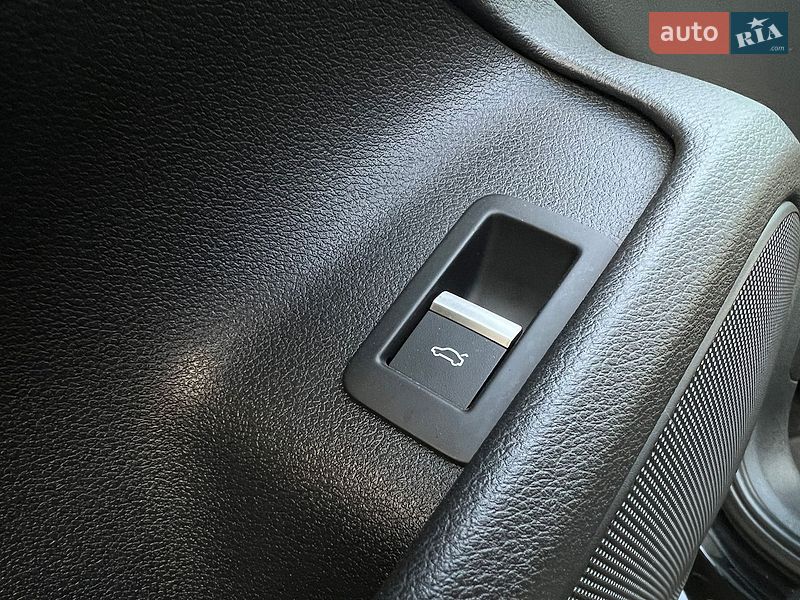 Універсал Audi A4 2015 в Дрогобичі