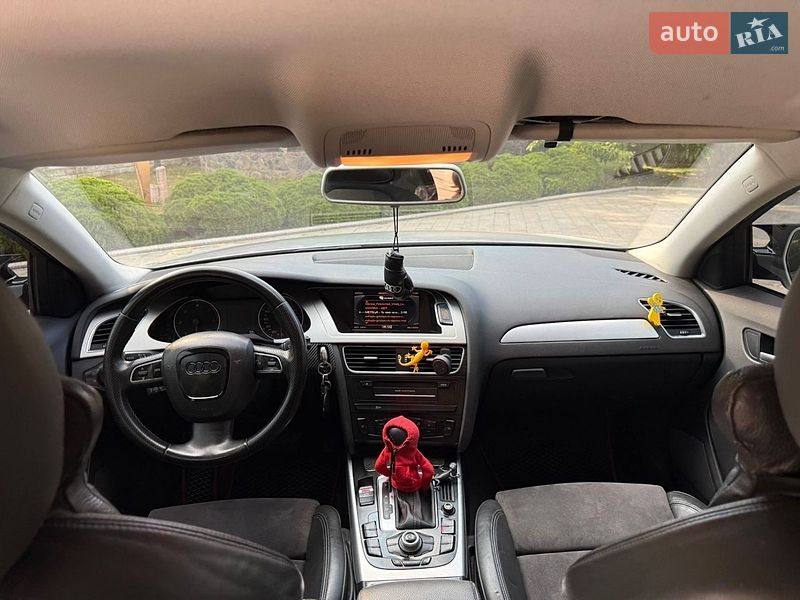 Універсал Audi A4 2010 в Жовкві