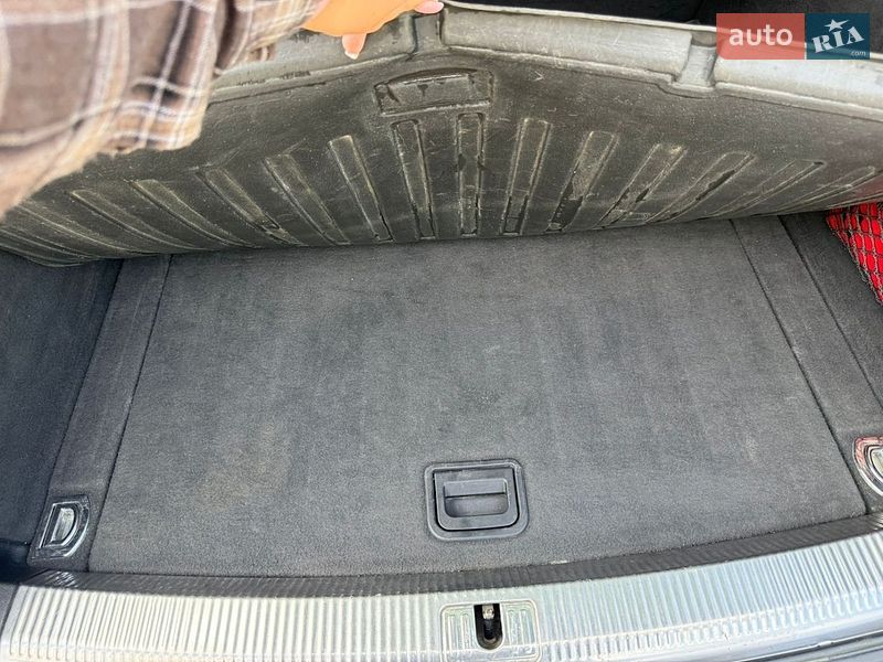 Універсал Audi A4 2010 в Жовкві