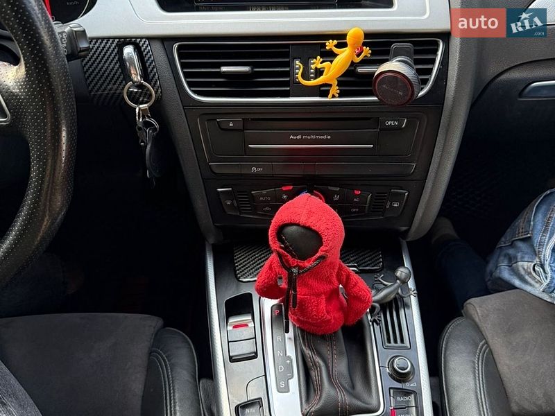 Універсал Audi A4 2010 в Жовкві