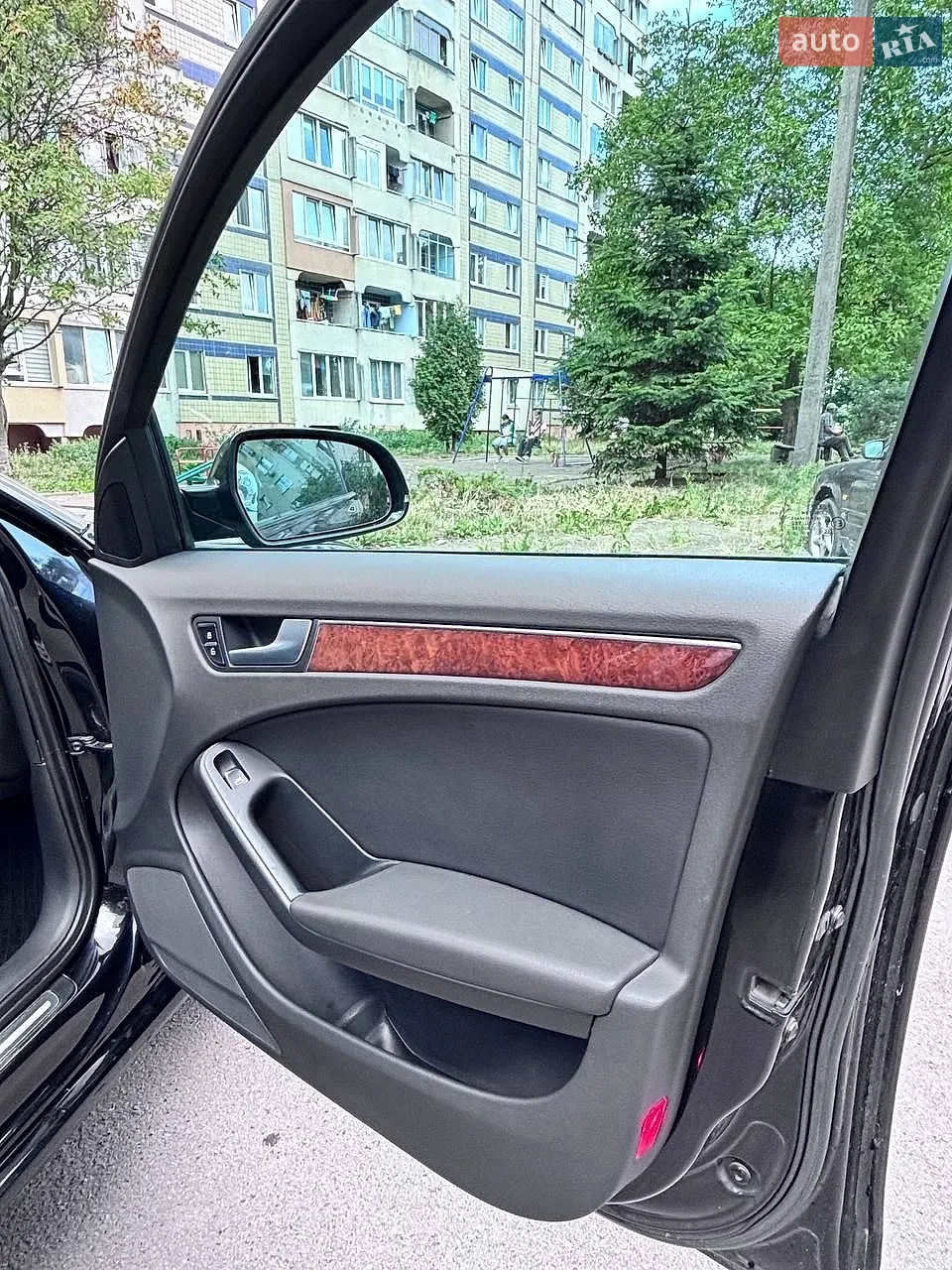 2010 Audi A4 - мініатюра 6